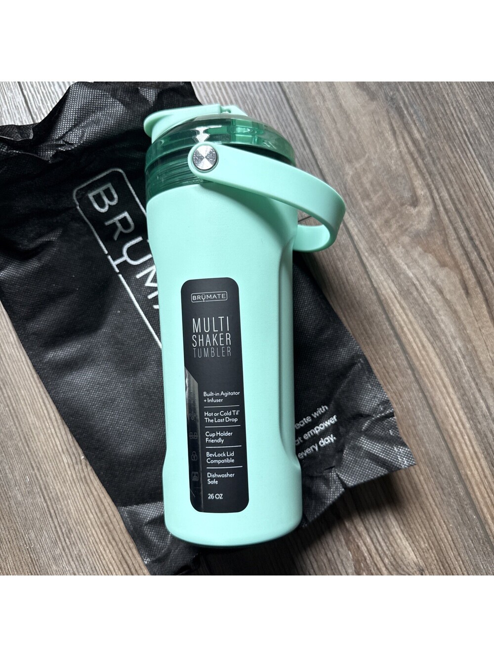 Brumate Mint Green Multishaker 26 Oz. NWB